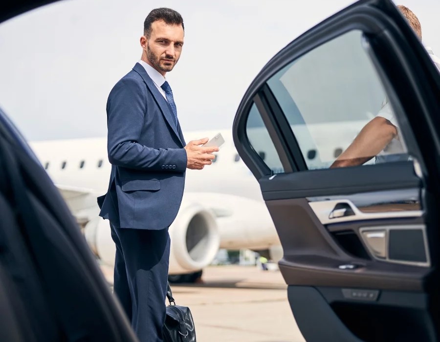 Taxi pour transfert gare et aéroport